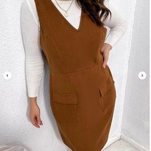 SHEIN Curve Plus Solid Pocket V Neck Dress